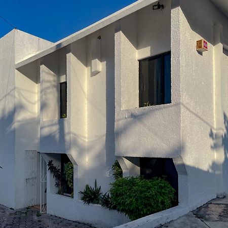 Casa Luna Family & Friends Cancun Exterior photo