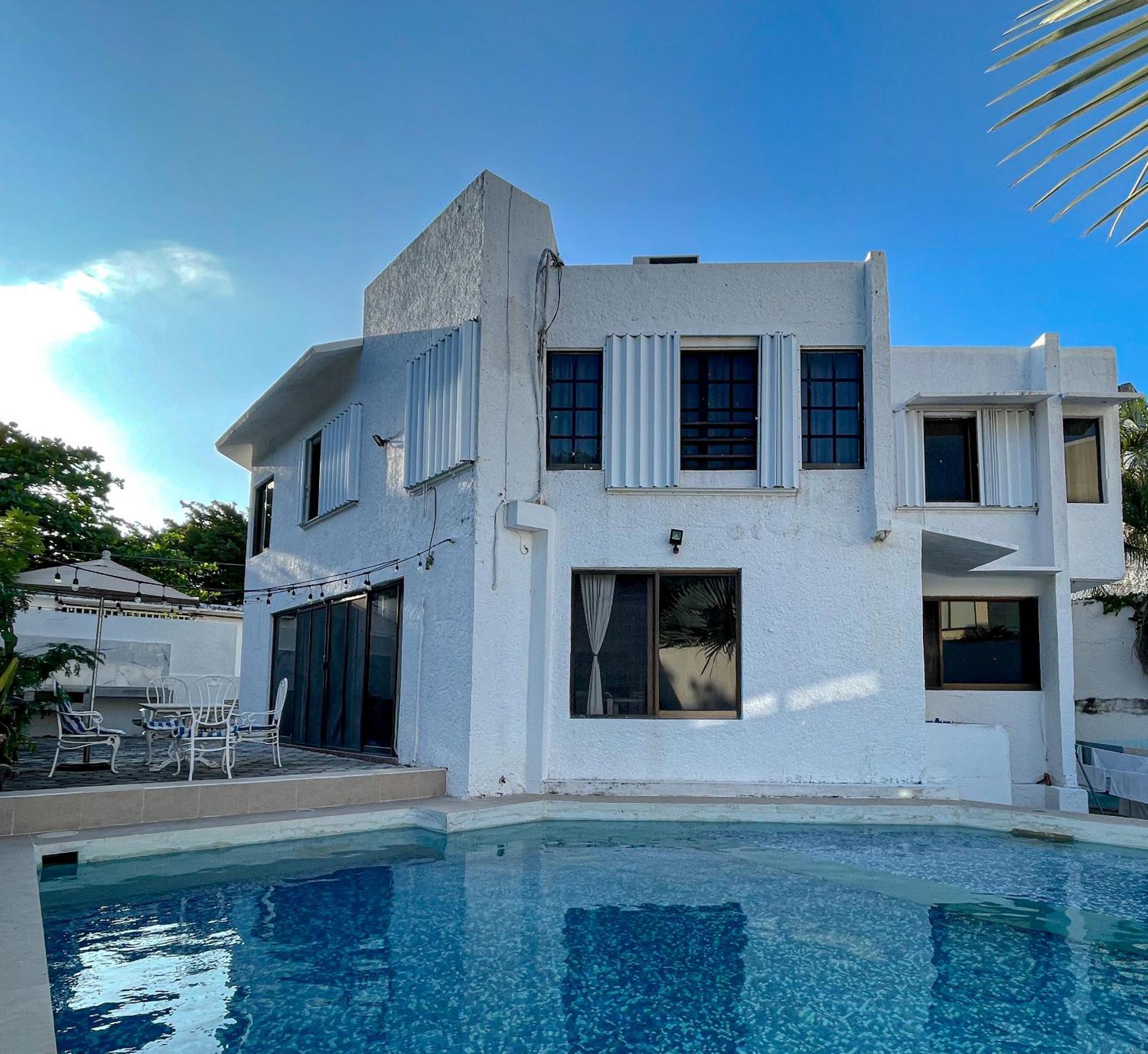 Casa Luna Family & Friends Cancun Exterior photo